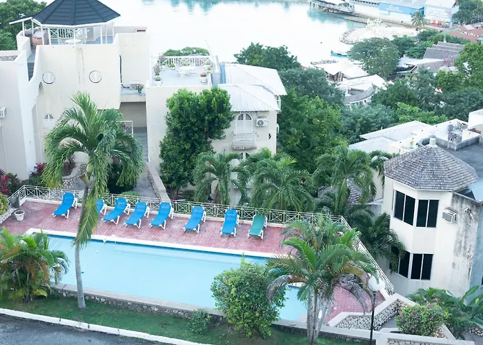 Ocean View 2br Secure Community Ideal For 7 To 14 Night Pampered In Paradise Ocho Ríos