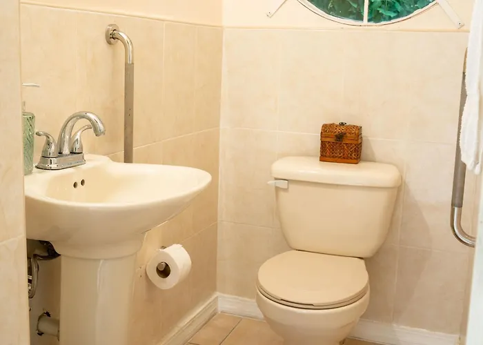 Ocean View 2br Secure Community Ideal For 7 To 14 Night Pampered In Paradise